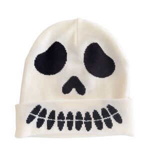 Skull beanie hat